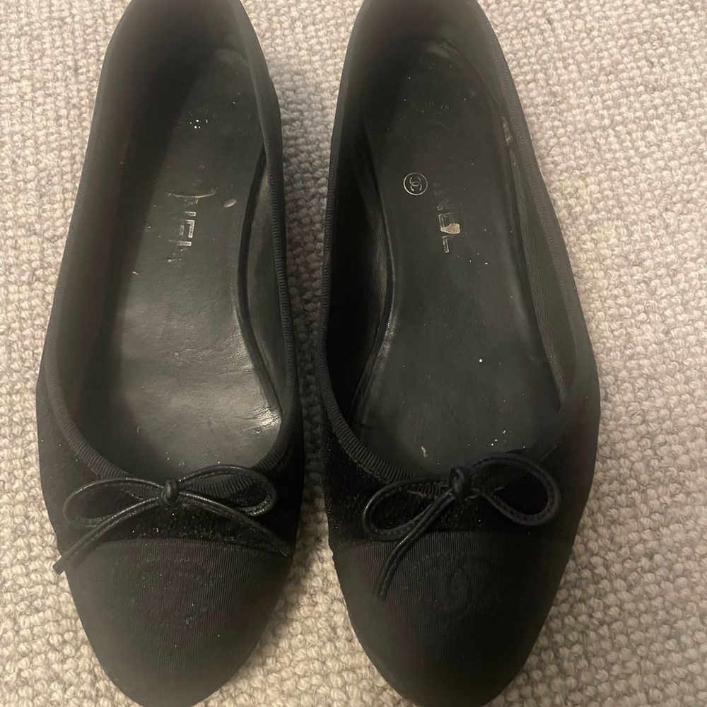 Black velvet Chanel flats